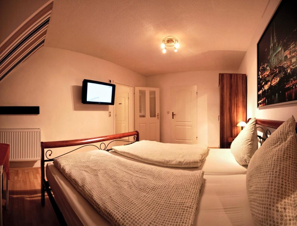 บัลทาซาร์ น็อยมันน์ Hotel บรืล ภายนอก รูปภาพ